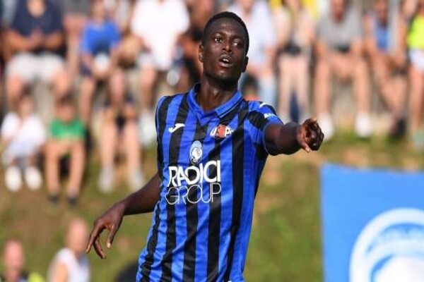 米兰官方消息：查卡-特拉奥雷续约至2028年6月