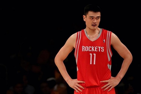 姚明有没有拿过nba总冠军？