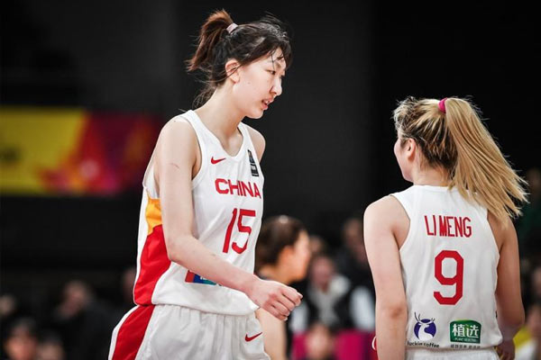 中国女篮韩旭&李梦
