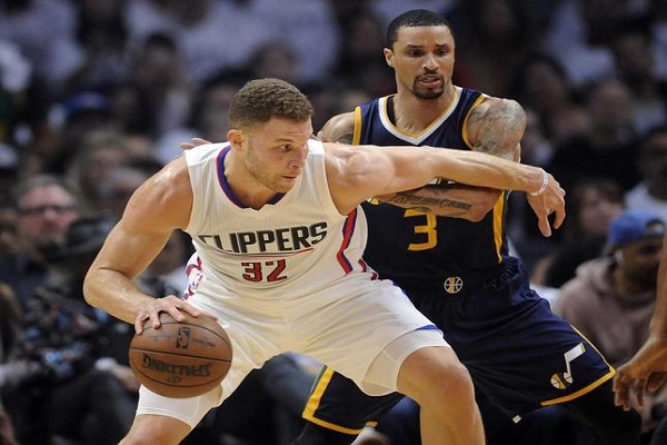 篮球比赛中什么是低位单打？