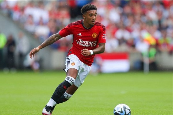 为何英超球队更偏向购买成熟球员？