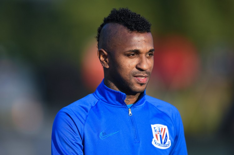 马卡：前申花外援博拉尼奥斯因持有枪支被捕，目前已获释